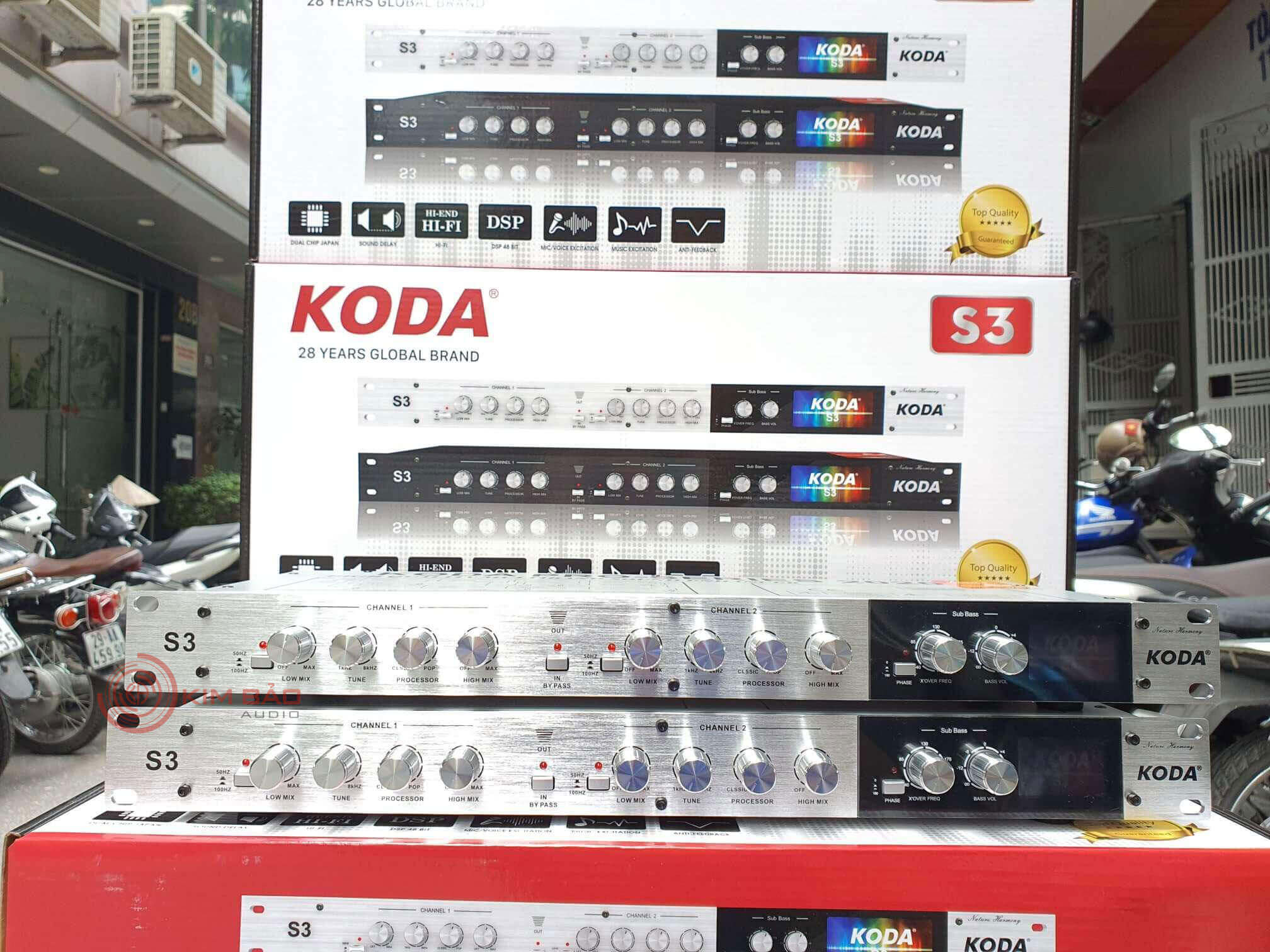 Máy nâng tiếng hát Koda S3